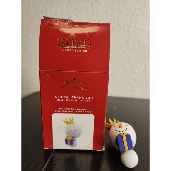 2020 Hallmark A ROYAL THANK YOU Hallmark Employee Gift Keepsake Ornament LIMITED - Picture 1 of 5
